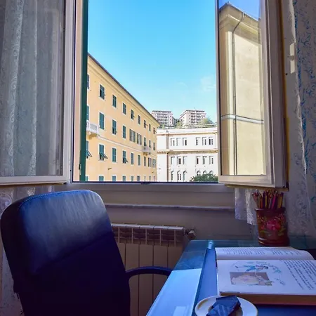Casa Boheme A Dieci Minuti Dal Centro Di Appartamento Genova